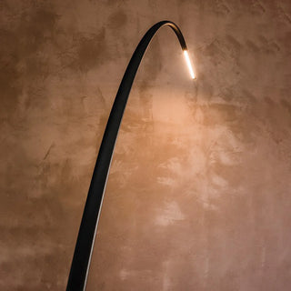 Edge Floor Lamp