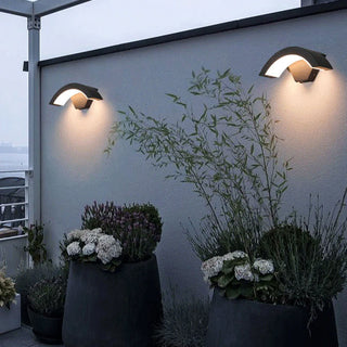 Waterproof Sensor Wall Light With Warm White LED Outdoor